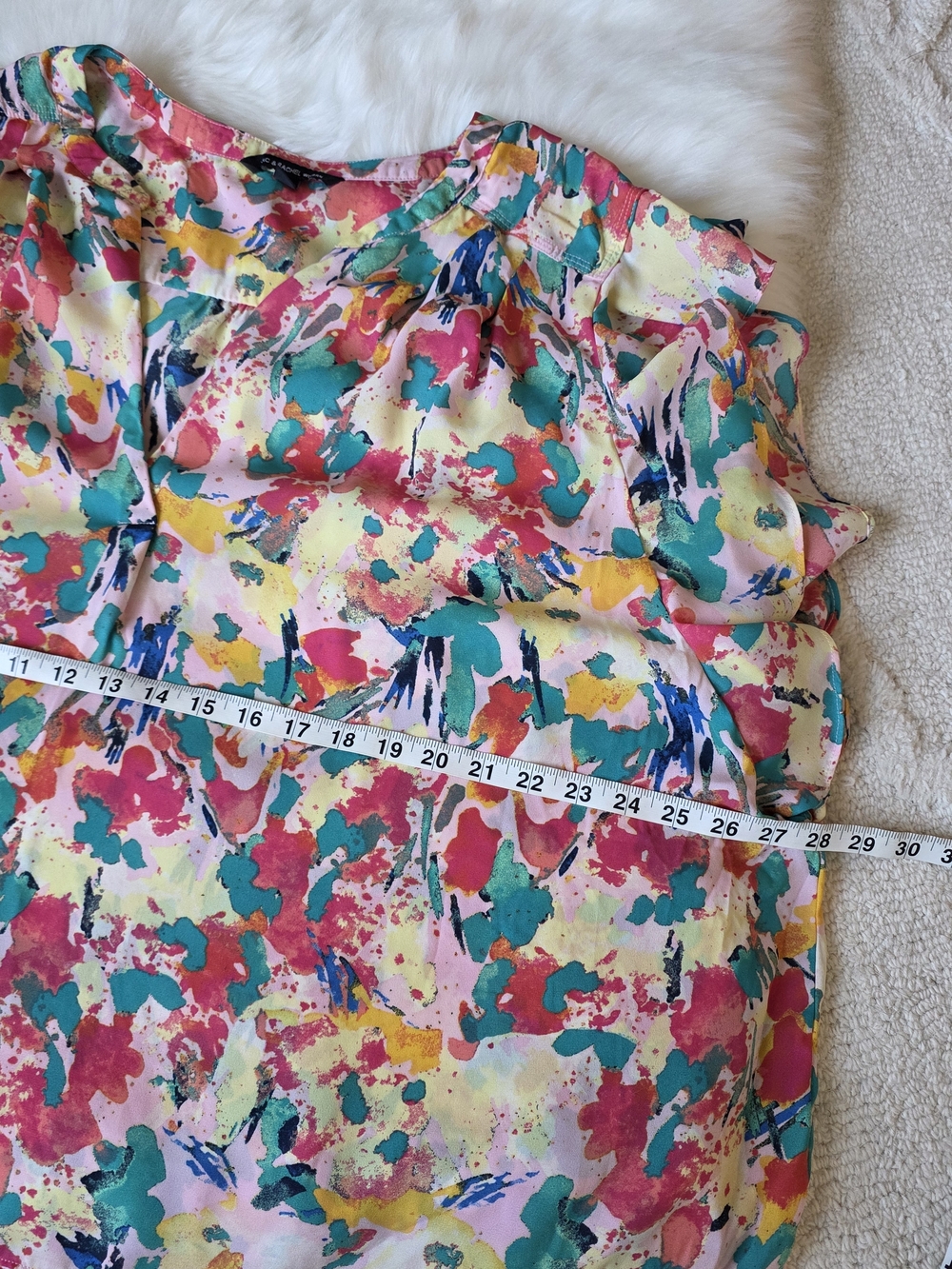 Colorful Abstract Ruffle Sleeve Blouse - Multicolor - Picture 4 of 11